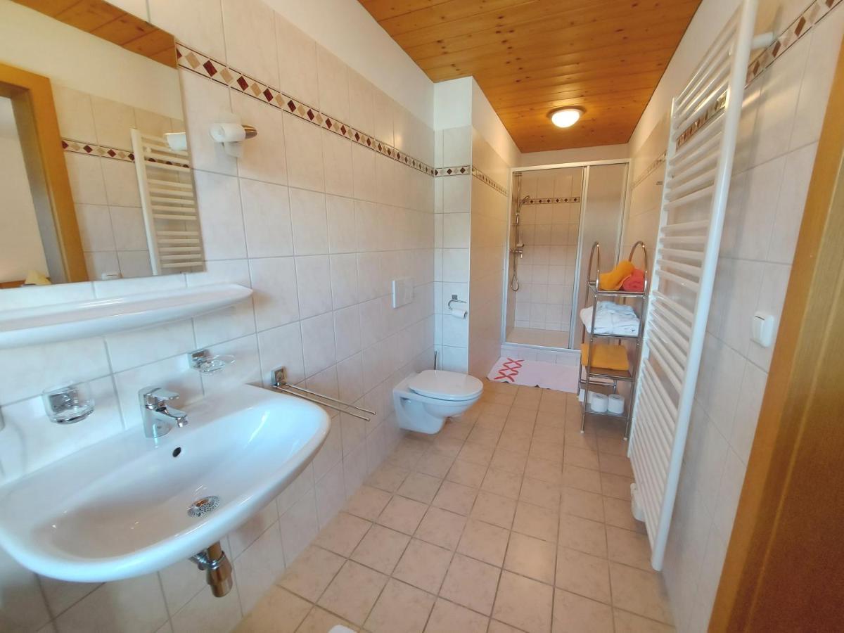 Апартаменты Haus Sandlweber Бад-Миттерндорф Экстерьер фото